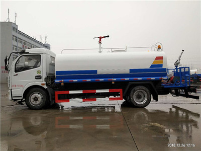 承德市10方霧炮灑水車(chē)專(zhuān)業(yè)批發(fā)與隨州汽車(chē)維修服務(wù)聯(lián)動(dòng)解析